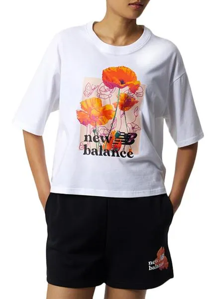 New Balance Essentials Super Bloom Blanco T-Shirt - Buy Now