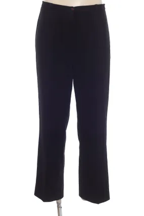 Black Pants Chablis woman