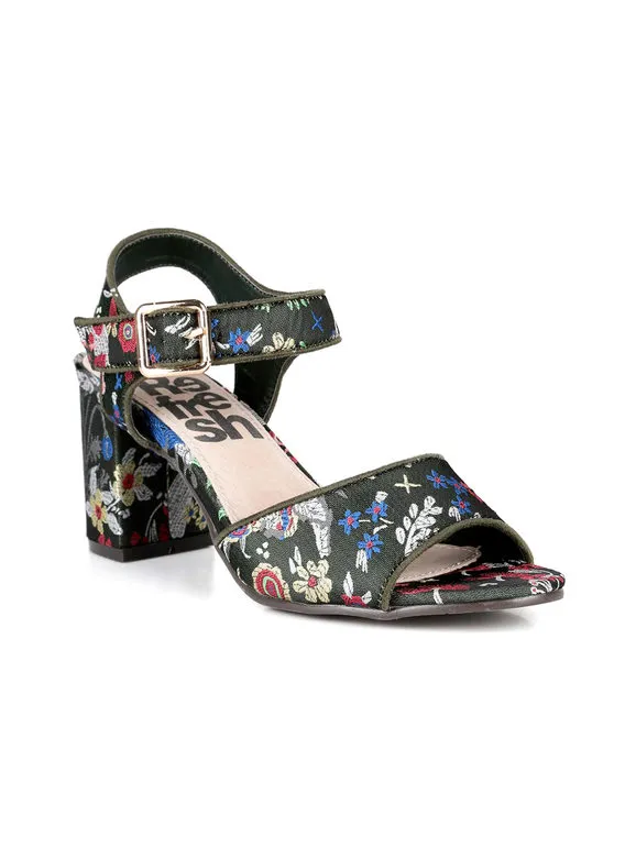 Refresh Sandalias con tacón ancho y estampado.