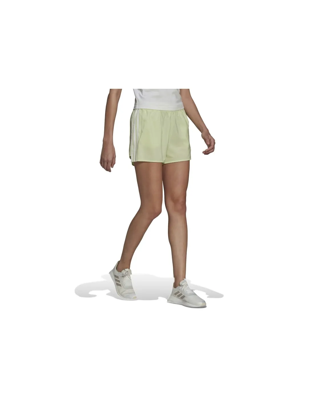 Shorts deportivos de la marca Adidas